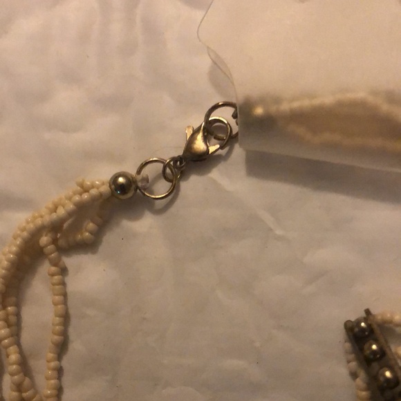 Shell Necklace - Picture 3 of 5